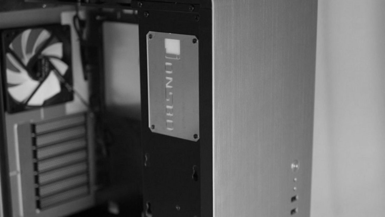 JONSBO UMX4 - 暇つぶし、自作PCあれやこれ