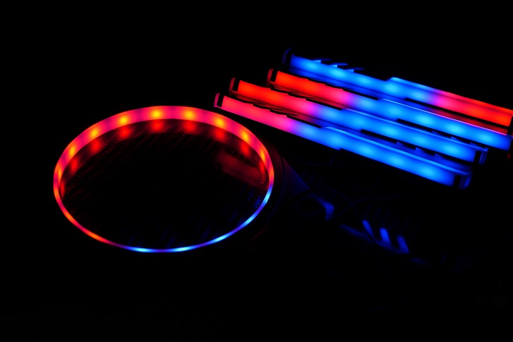 EASYDIY RGB LEDファンフレーム 120mmファン用を光らせる、その6